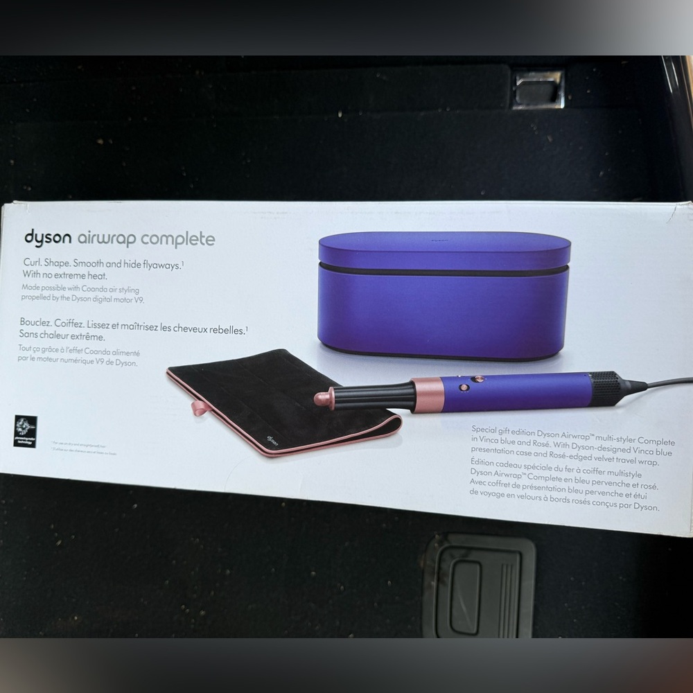 Brand New Dyson Airwrap Complete - Vinca Blue / Rosé
(Special Gift Edition)